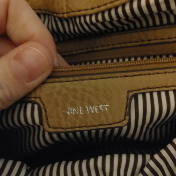 Nine West Shoulder Tote Purse - Picture 11 of 12